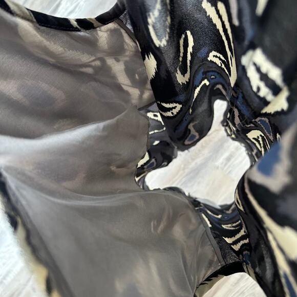 rag & bone Silk Tank Black Ikat Print Asymmetrical Hem Made in USA - Picture 6 of 8